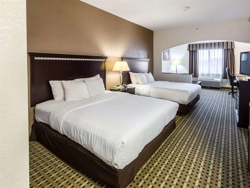 Quality Suites Burleson - Ft Worth Екстериор снимка