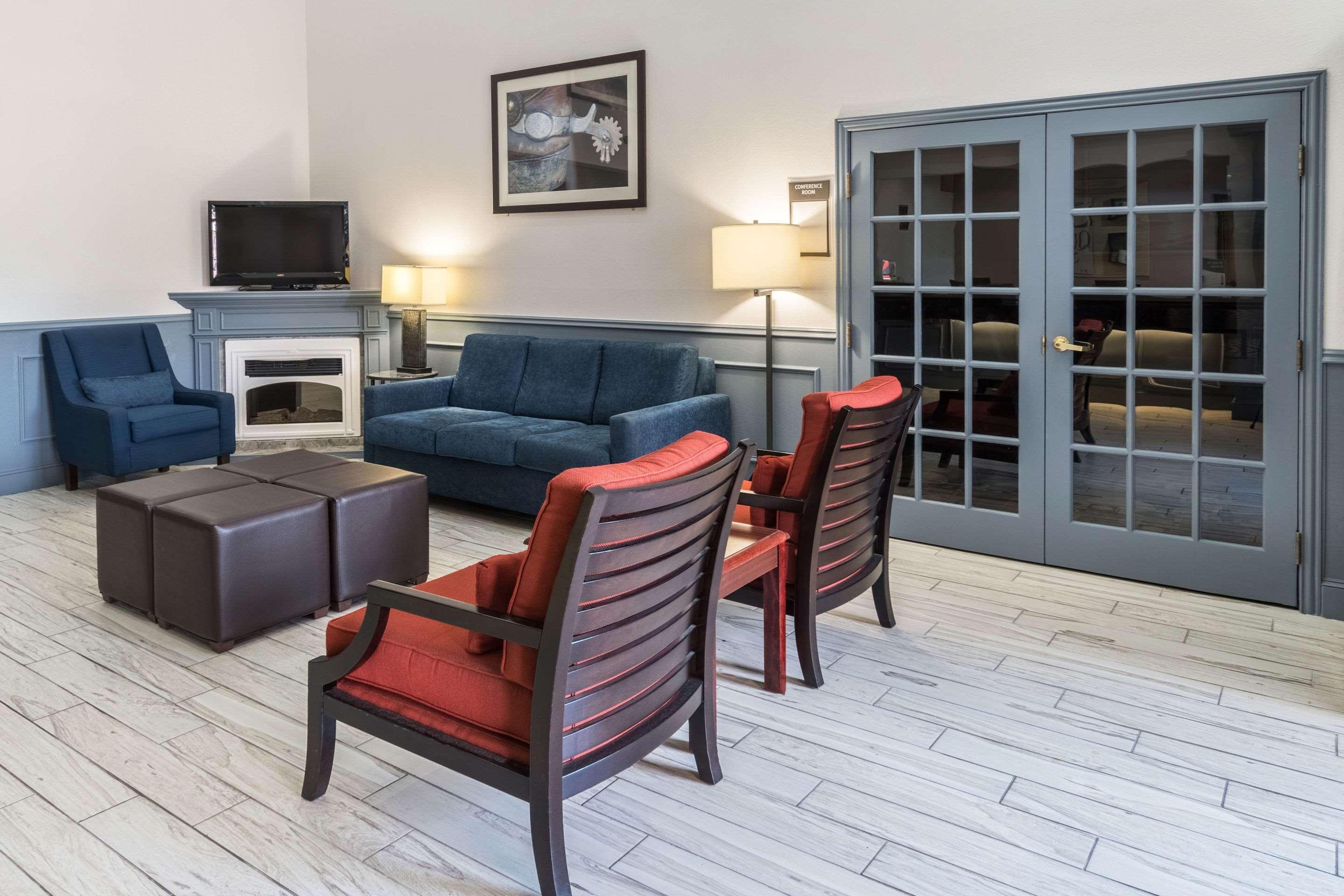 Quality Suites Burleson - Ft Worth Екстериор снимка
