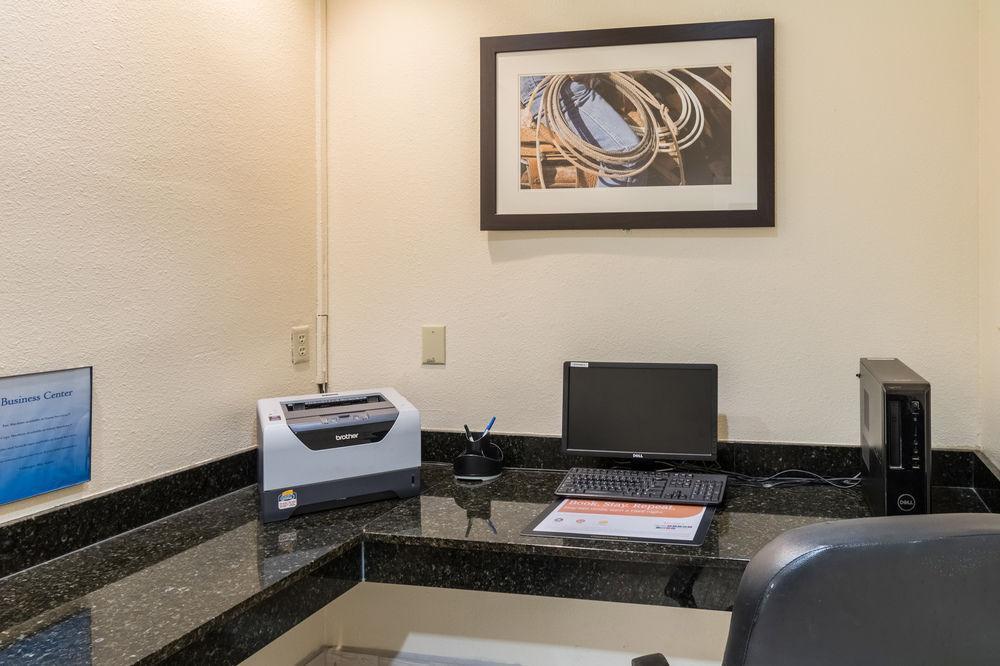 Quality Suites Burleson - Ft Worth Екстериор снимка