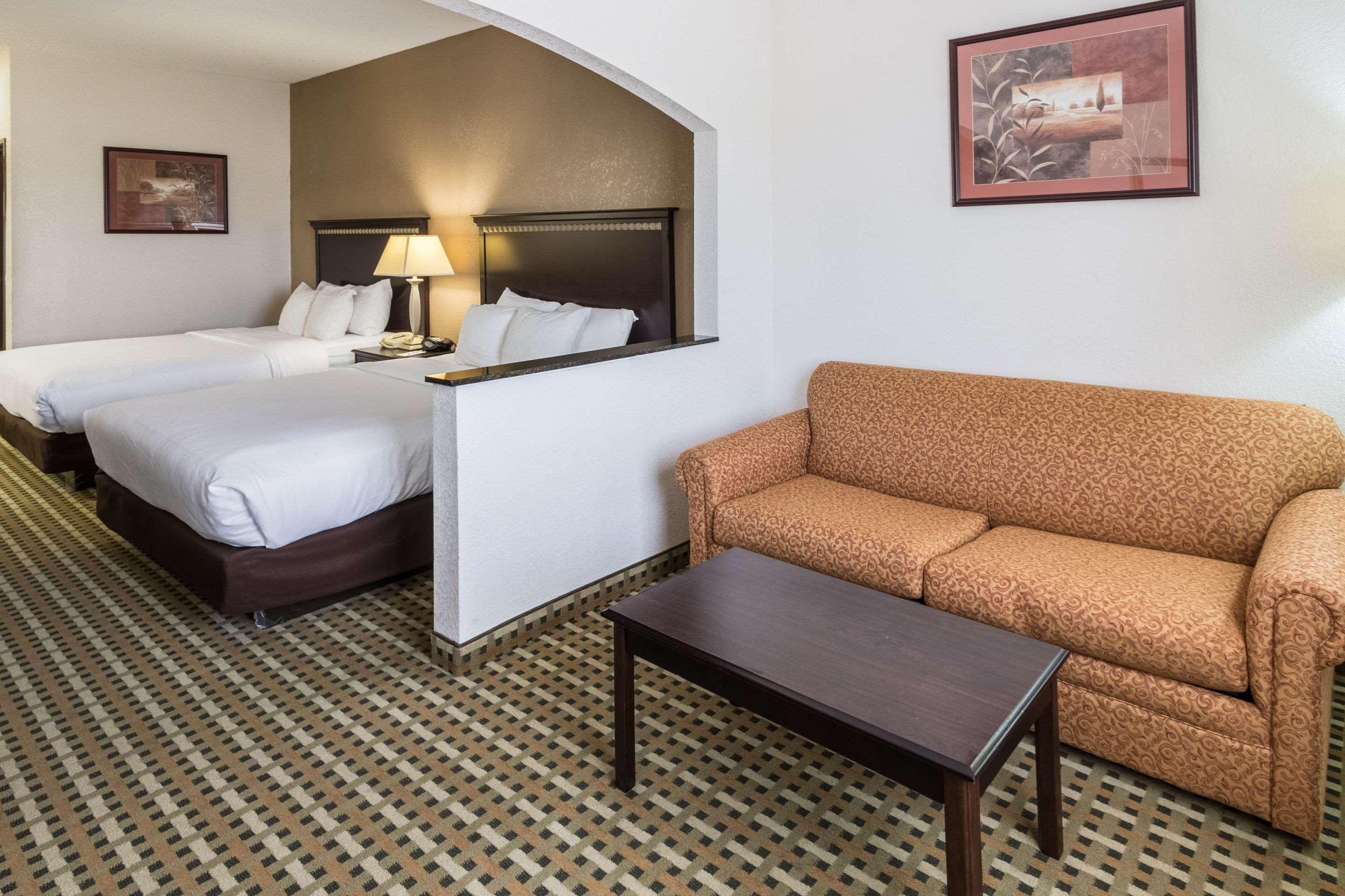 Quality Suites Burleson - Ft Worth Екстериор снимка