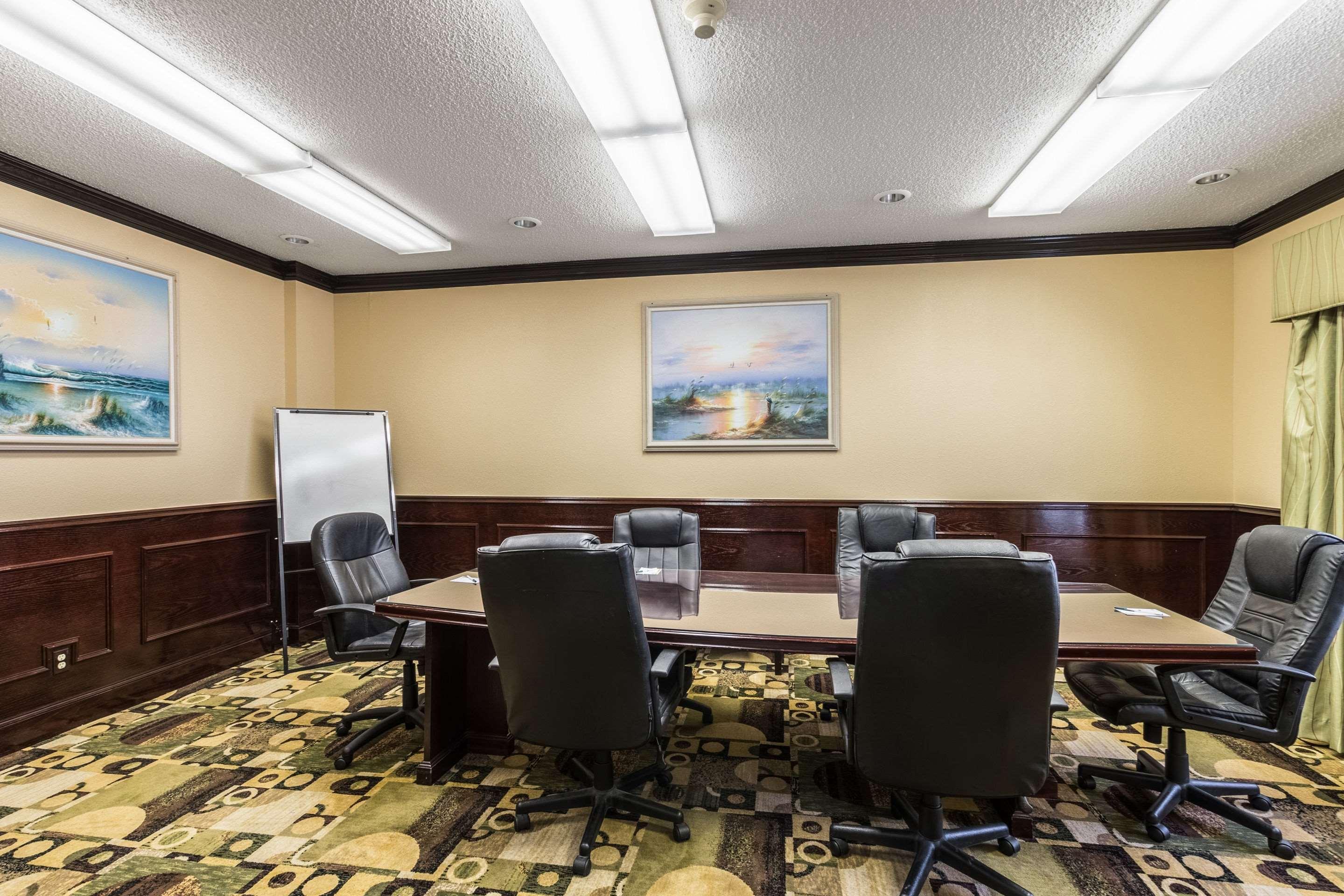 Quality Suites Burleson - Ft Worth Екстериор снимка