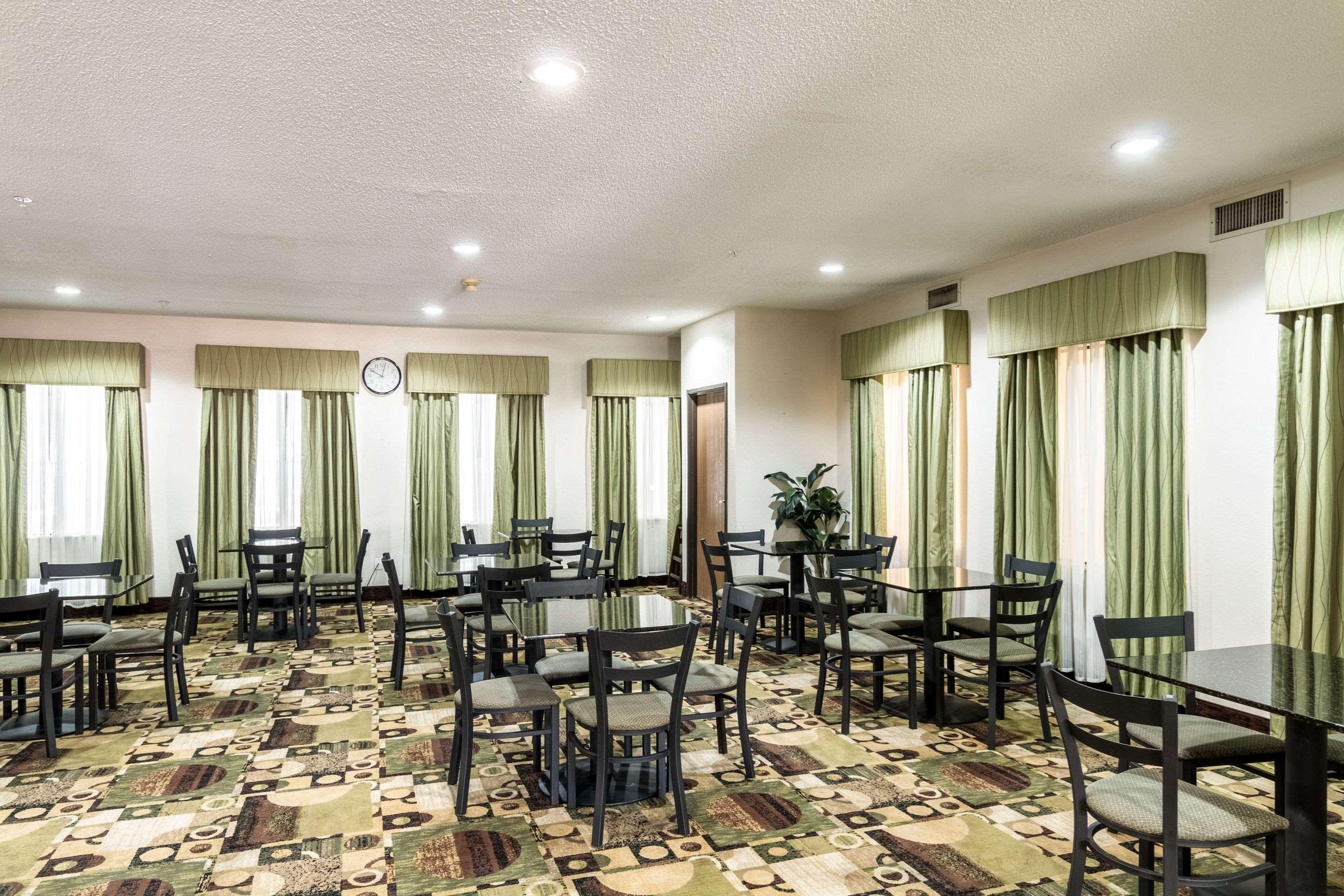 Quality Suites Burleson - Ft Worth Екстериор снимка